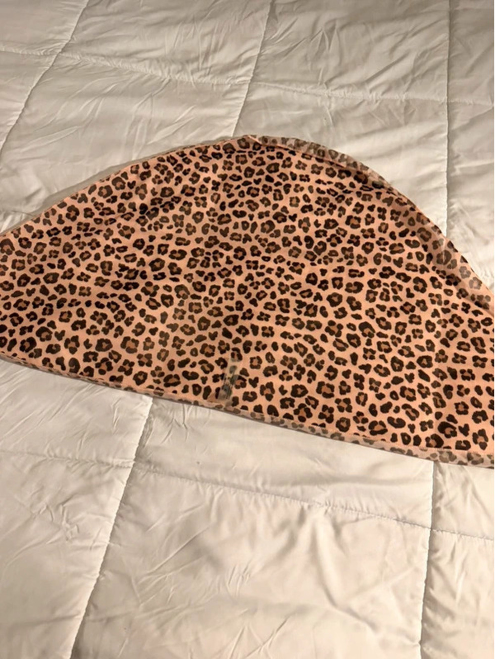 Leopard print scarf #animalprint #trendy - Picture 2 of 2